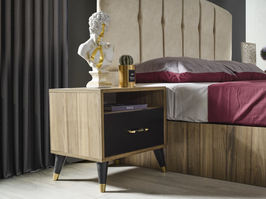 Nur Nightstand