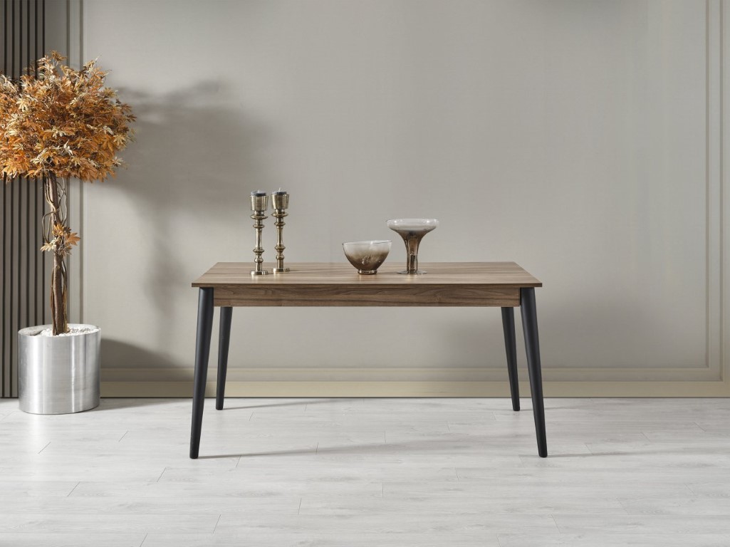 Nur Dining Table  